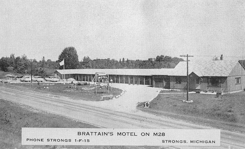Brattains Motel on M-28 - Old Postcard